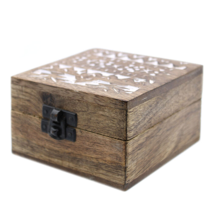 Caja de Madera Blanca - 4x4 Pastillero Diseño Eslavo 1