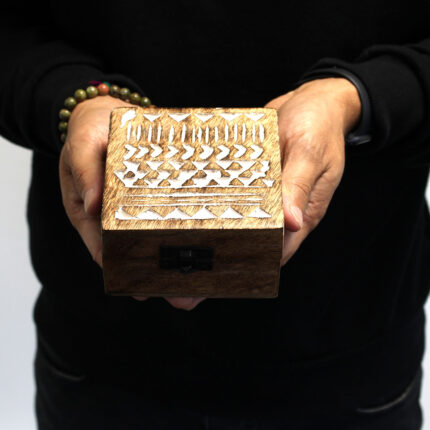 Caja de Madera Blanca - 6x4 Pastillero Diseño Eslavo 2