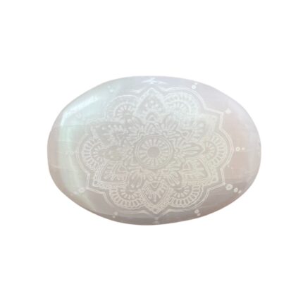Piedra de palma de selenita - Mandala grabada 1